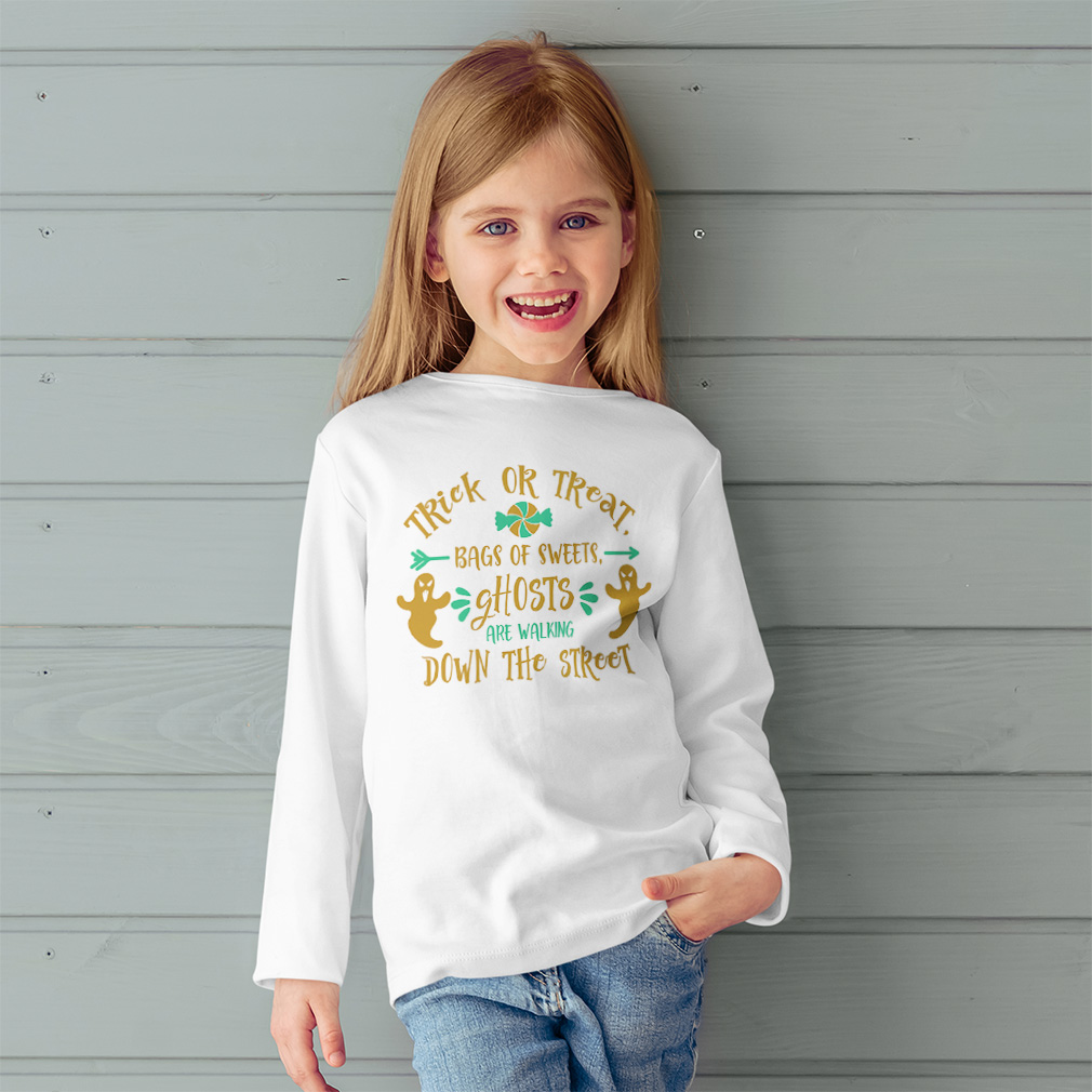 Kids Long Sleeve T Shirt Trick Or Treat Bags Sweets Ghosts Walking down Street